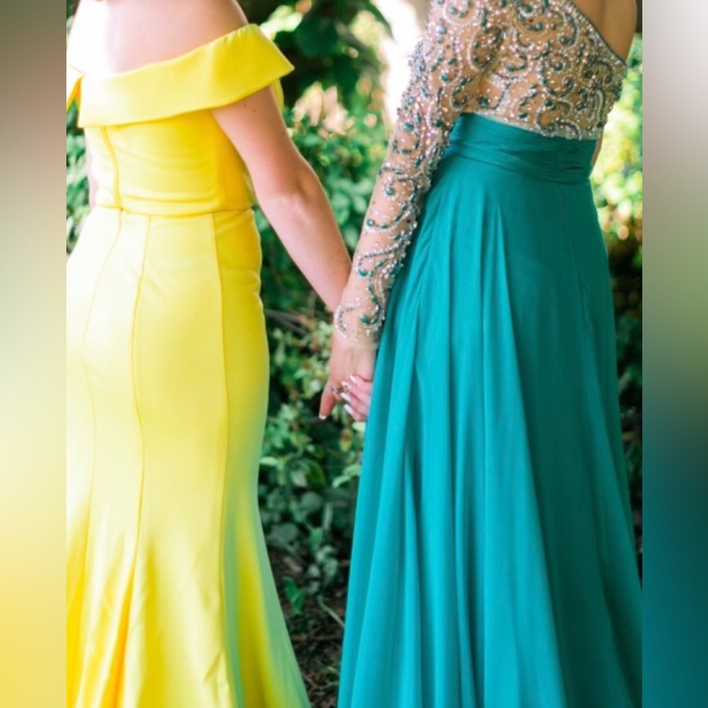 Prom dress